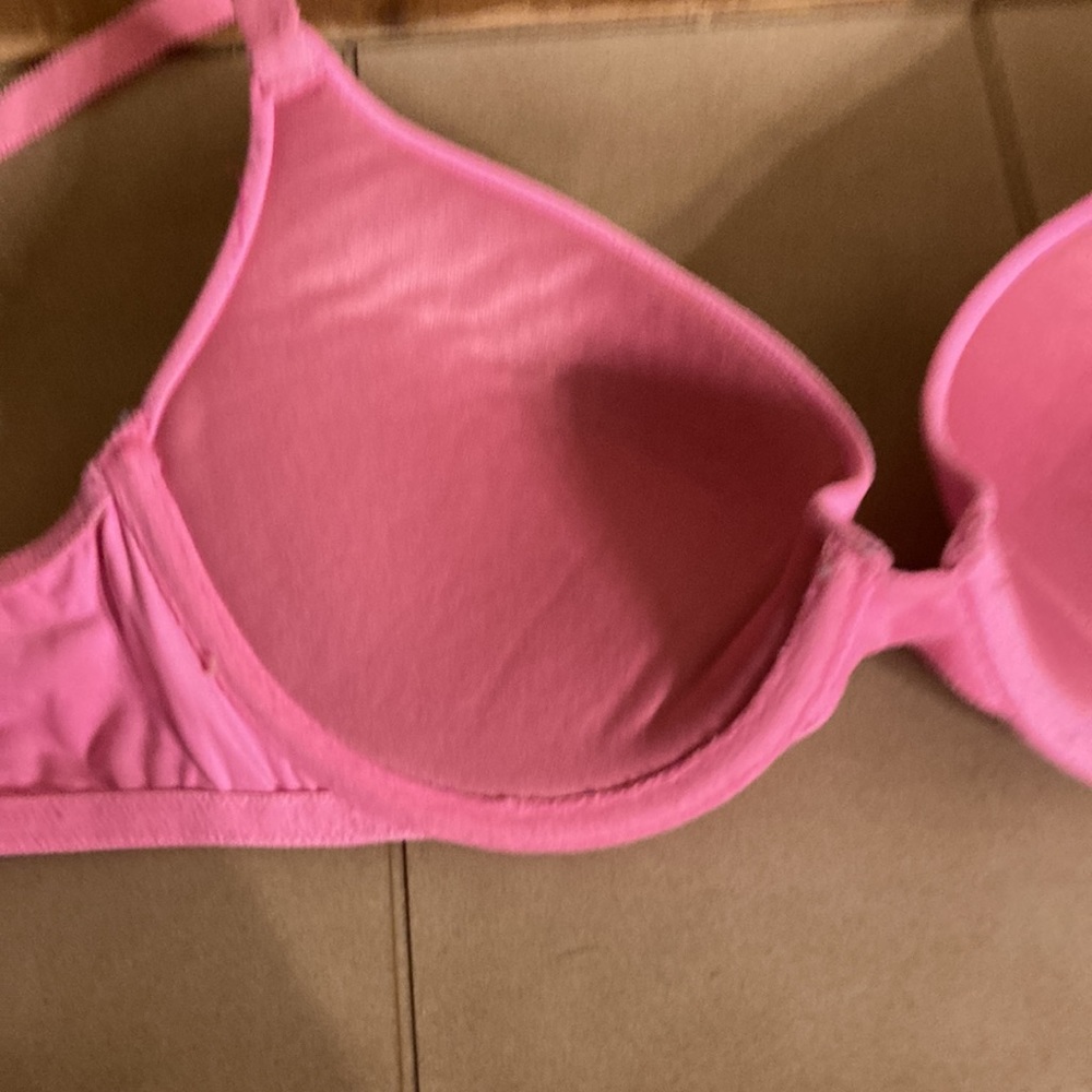 Victoria’s Secret‎ bra 34B - Picture 3 of 6